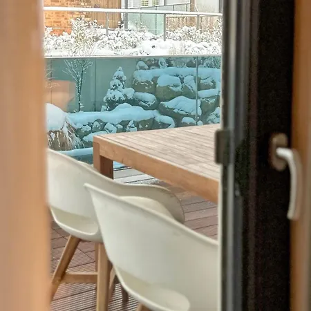 Апартаменты Suedstrandquartier, Cor Зеллин